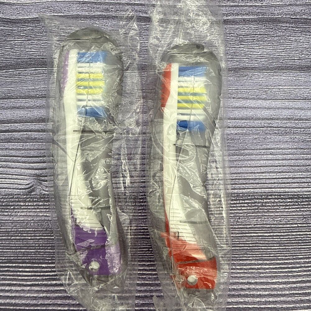 2 LOT GUM VTG Folding Travel Toothbrush Compact Head + Tongue 2 Count HIS & HERS